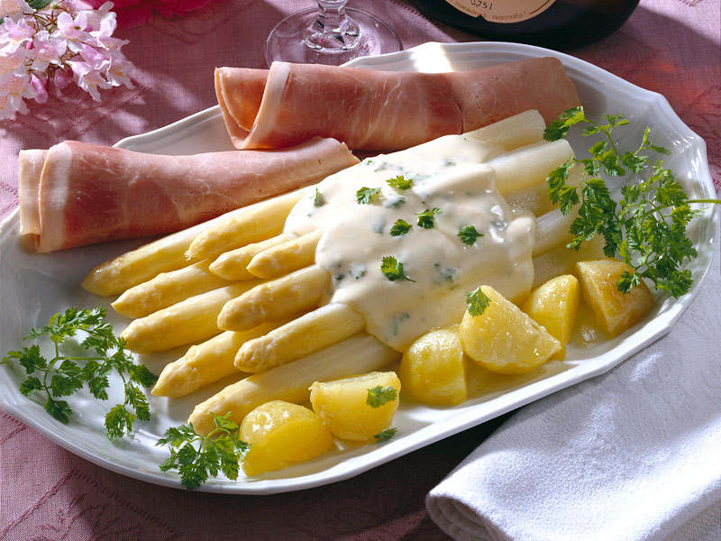 德國美食：「皇室的饗宴」白蘆筍